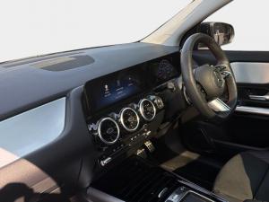 Mercedes-Benz GLA GLA200 Progressive - Image 9