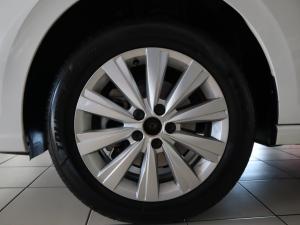 Volkswagen Polo sedan 1.6 Life - Image 29