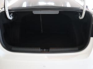 Volkswagen Polo sedan 1.6 Life - Image 6
