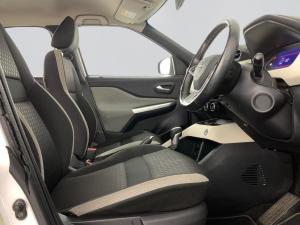 Nissan Magnite 1.0T Acenta CVT - Image 19