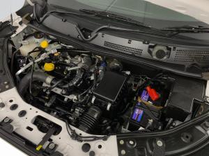 Nissan Magnite 1.0T Acenta CVT - Image 8