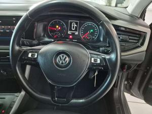 Volkswagen Polo 1.0 TSI Comfortline DSG - Image 18
