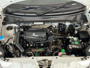 Toyota Vitz 1.0 XR - Image 9