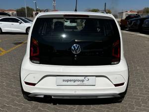 Volkswagen up! cross up! 5-door 1.0 - Image 11