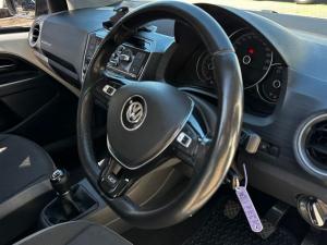 Volkswagen up! cross up! 5-door 1.0 - Image 14