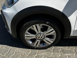 Volkswagen up! cross up! 5-door 1.0 - Image 5