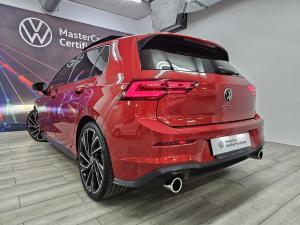 Volkswagen Golf GTI - Image 5