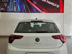 Volkswagen Polo hatch 1.0TSI Life auto - Image 2