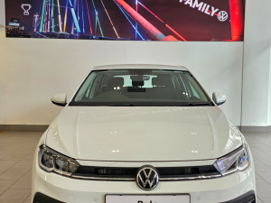 Volkswagen Polo hatch 1.0TSI Life auto - Image 8