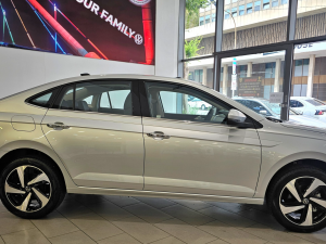 Volkswagen Polo sedan 1.0TSI Style - Image 18