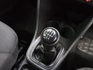 Volkswagen Polo Vivo hatch 1.4 Trendline - Image 7