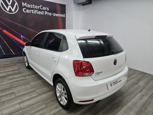 Volkswagen Polo Vivo hatch 1.6 Comfortline auto - Image 3