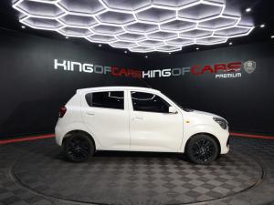 Toyota Vitz 1.0 XR auto - Image 5