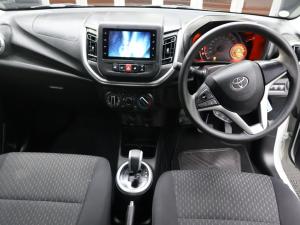 Toyota Vitz 1.0 XR auto - Image 9