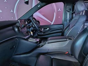 Mercedes-Benz V-Class V300d Exclusive - Image 14