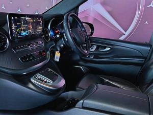 Mercedes-Benz V-Class V300d Exclusive - Image 15