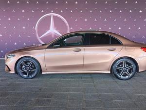 Mercedes-Benz A-Class A200d sedan AMG Line - Image 4