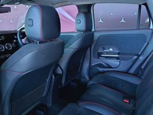 Mercedes-Benz GLA GLA200d Progressive - Image 11