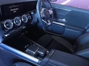 Mercedes-Benz GLA GLA200d Progressive - Image 15