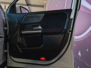 Mercedes-Benz GLA GLA200d Progressive - Image 9