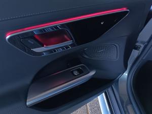 Mercedes-Benz C-Class C200 AMG Line - Image 14