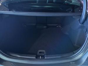 Mercedes-Benz C-Class C200 AMG Line - Image 18