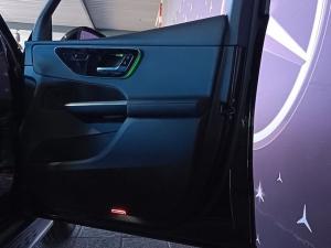 Mercedes-Benz GLC GLC220d 4Matic Avantgarde - Image 9