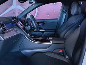 Mercedes-Benz GLC GLC220d 4Matic Avantgarde - Image 13