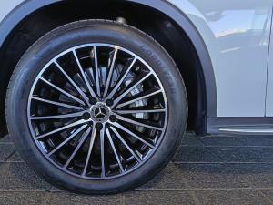 Mercedes-Benz GLC GLC220d 4Matic Avantgarde - Image 3