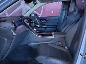 Mercedes-Benz GLC GLC300d 4Matic Avantgarde - Image 13