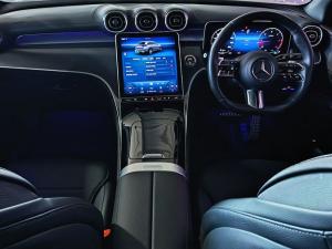 Mercedes-Benz GLC GLC300d 4Matic Avantgarde - Image 7