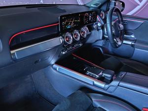 Mercedes-Benz GLB GLB250 AMG Line - Image 13