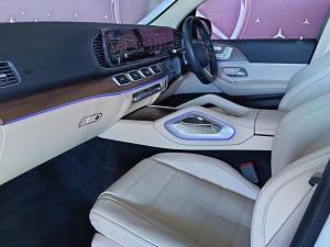 Mercedes-Benz GLS GLS450d 4Matic - Image 9