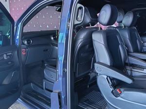 Mercedes-Benz V-Class V300d Special Edition - Image 10