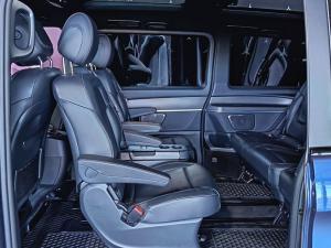 Mercedes-Benz V-Class V300d Special Edition - Image 11