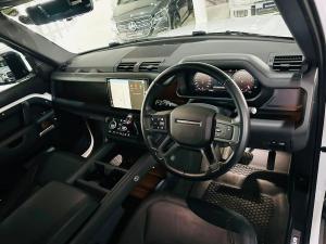 Land Rover Defender 110 D350 X-Dynamic HSE - Image 4