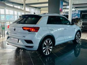 Volkswagen T-Roc 2.0TSI 140kW 4Motion R-Line - Image 2