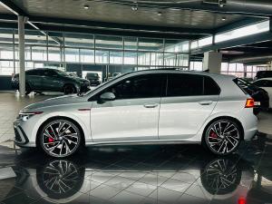 Volkswagen Golf GTI - Image 13