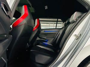 Volkswagen Golf GTI - Image 6