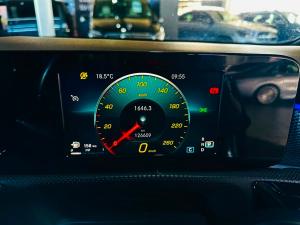 Mercedes-Benz A-Class A200 hatch AMG Line - Image 7