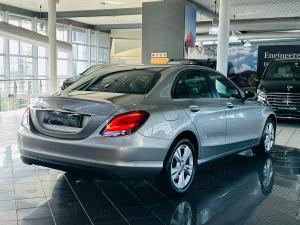 Mercedes-Benz C-Class C200 - Image 2