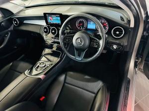 Mercedes-Benz C-Class C200 - Image 4