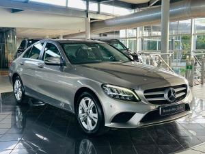 Mercedes-Benz C-Class C200 - Image 9