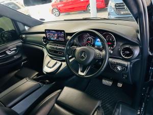 Mercedes-Benz V-Class V300d Exclusive - Image 4