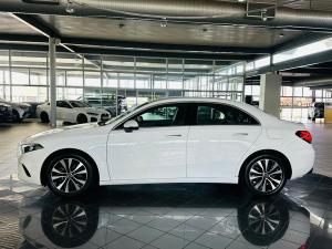 Mercedes-Benz A-Class A200 sedan Progressive - Image 11