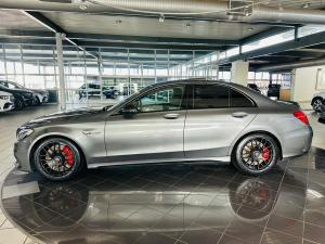 Mercedes-Benz C-Class C63 S - Image 12