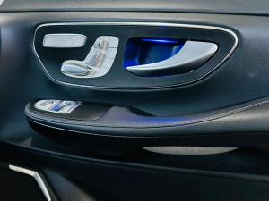 Mercedes-Benz V250d Avantgarde AMG automatic - Image 11