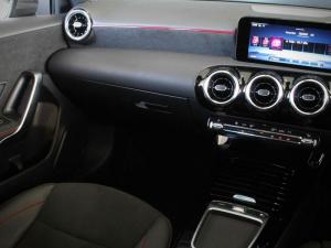 Mercedes-Benz A-Class A200 hatch Progressive - Image 17