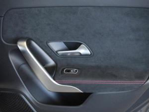 Mercedes-Benz A-Class A200 hatch Progressive - Image 23