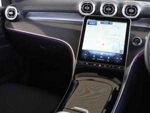 Mercedes-Benz GLC GLC300d 4Matic Avantgarde - Image 11